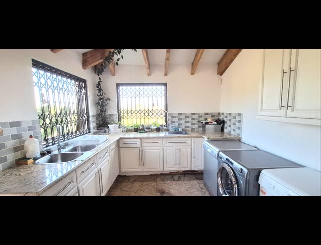 11HA FARM FOR SALE IN PROTEA RIDGE